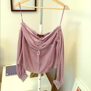 Intermix off the shoulder lavender velvet top sz 6